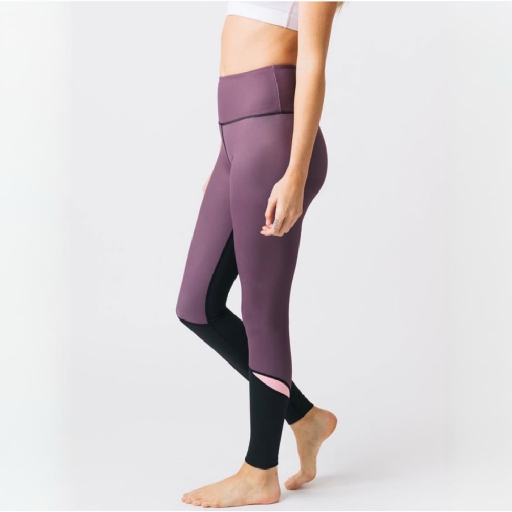 {Zyia} "The Joker Light N Tight Hi Rise" Color Block Black Purple Pink Leggings